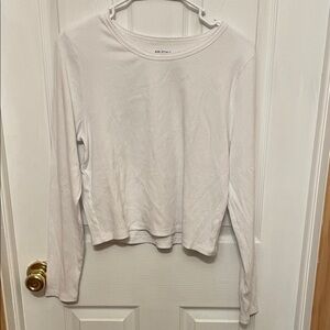 Arizona Jean Company White Ribbed Long-Sleeve Crewneck Top